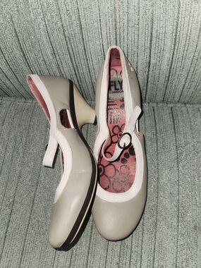 🍉Fly London 39 Grey Mary Jane
